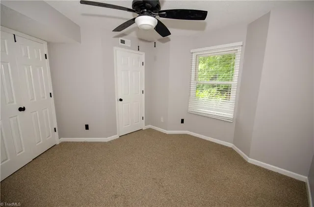 $1,350 | 3701 # 1h Cotswold Terrace, Greensboro, NC 27410