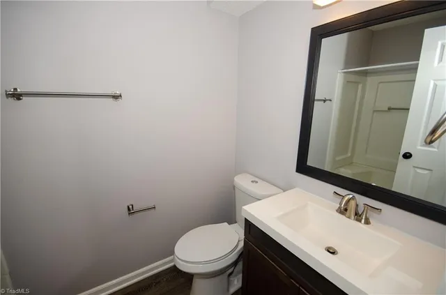 $1,350 | 3701 # 1h Cotswold Terrace, Greensboro, NC 27410