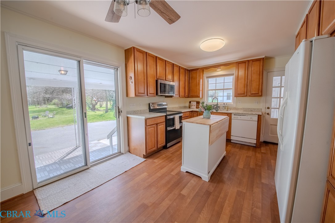 2667 White Chapel Road Lancaster, VA 22503 - Photo 5 of 49 Gallery Image 5