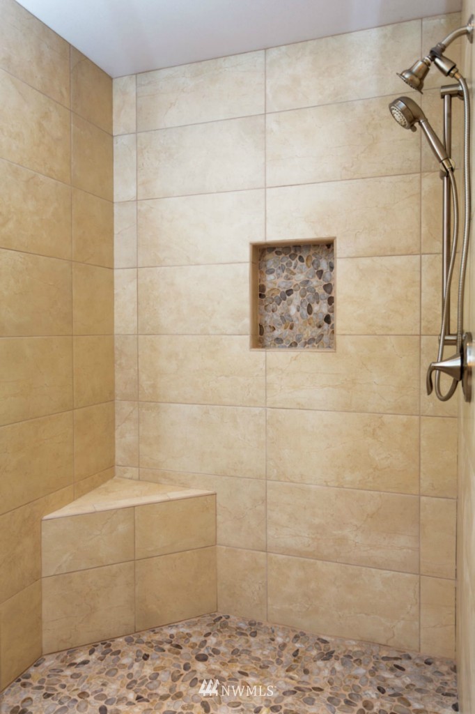 22730 16th Avenue West, Unit LOT2 Bothell, WA 98021 - Photo 10 of 17