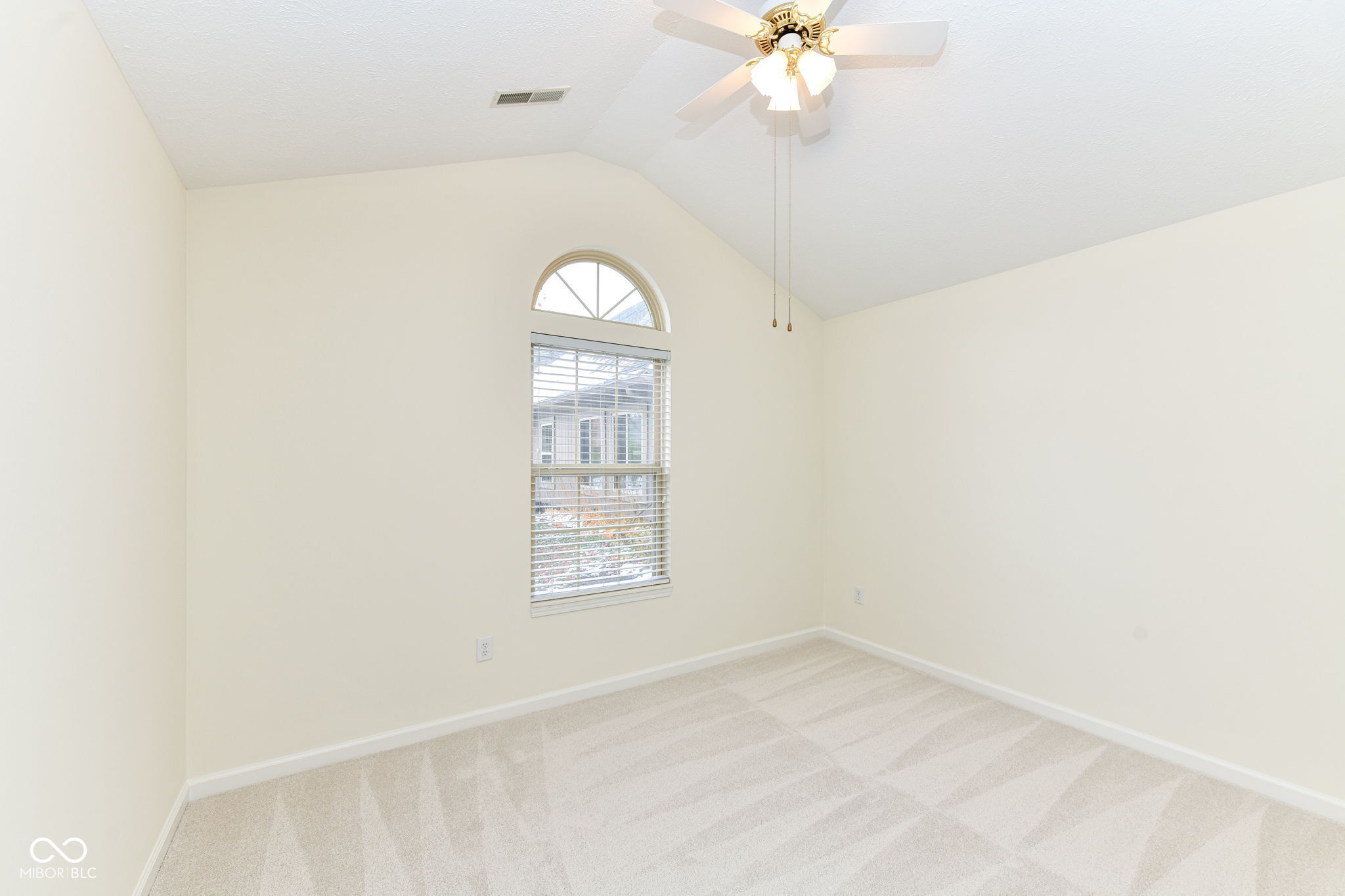 11139 Tisbury Court Fishers, IN 46038 - Photo 28 of 42