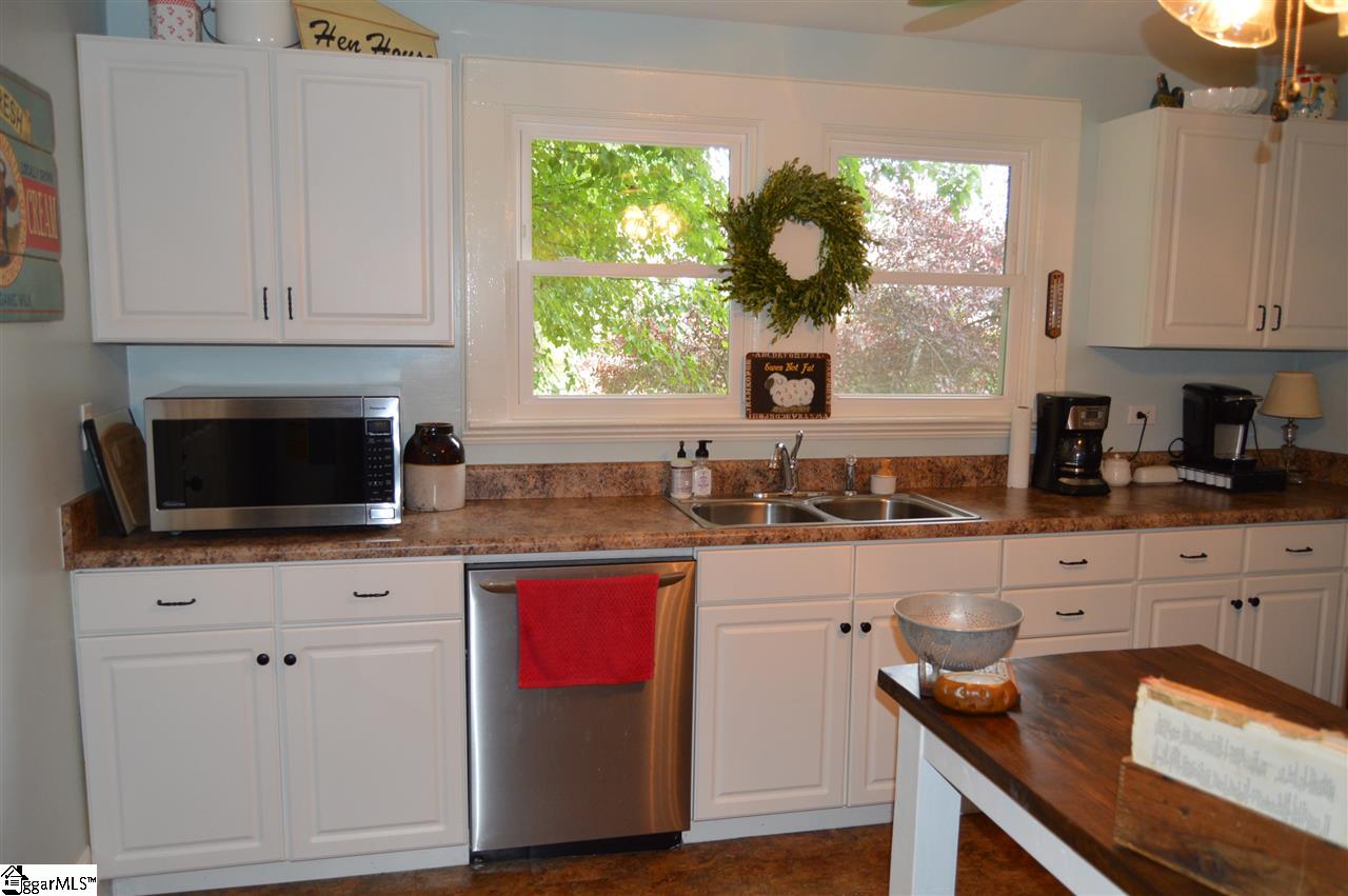 5463 Locust Hill Road Travelers Rest, SC 29690 - Photo 22 of 32