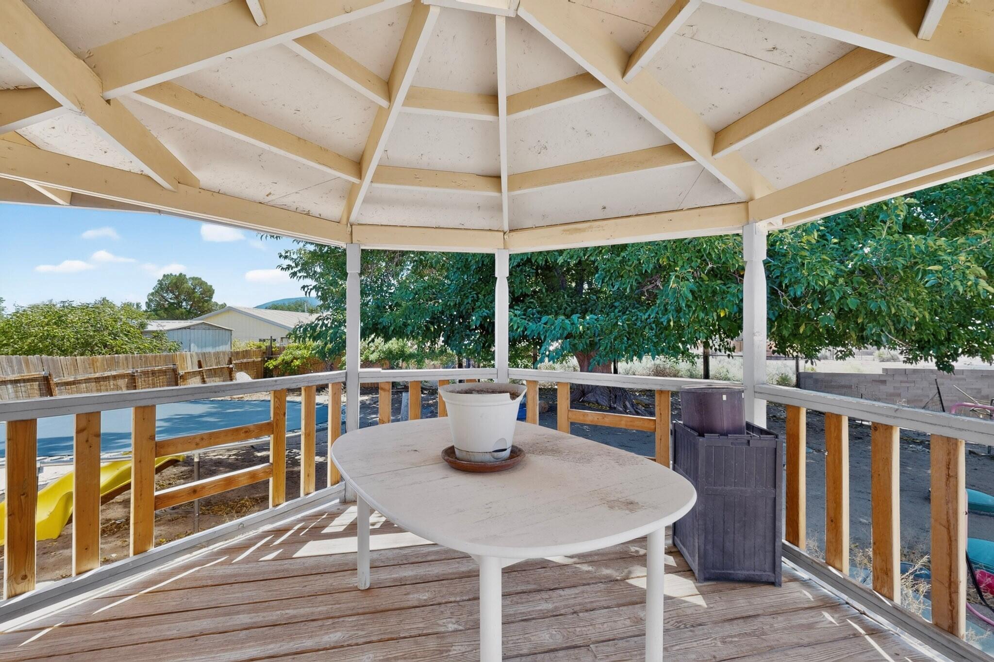 135 Reclining Acres Road Corrales, NM 87048 - Photo 51 of 69 Gallery Image 51