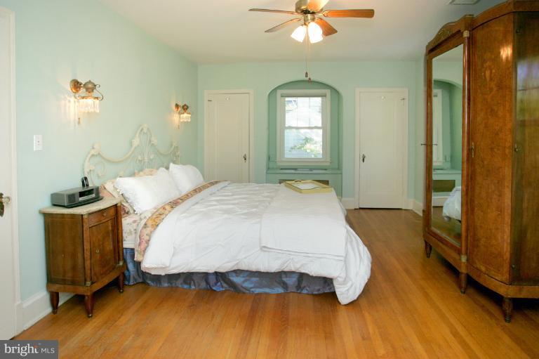 6920 Piney Branch Road Northwest Washington, DC 20012 - Photo 23 of 29 Huge master bedroom with four windows