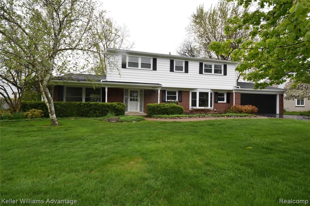 30209 Barwell Road Farmington Hills, MI 48334 - Photo 1 of 35