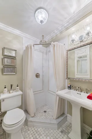 $10,000 | 66 East 83rd Street, Unit 1A | Upper East Side