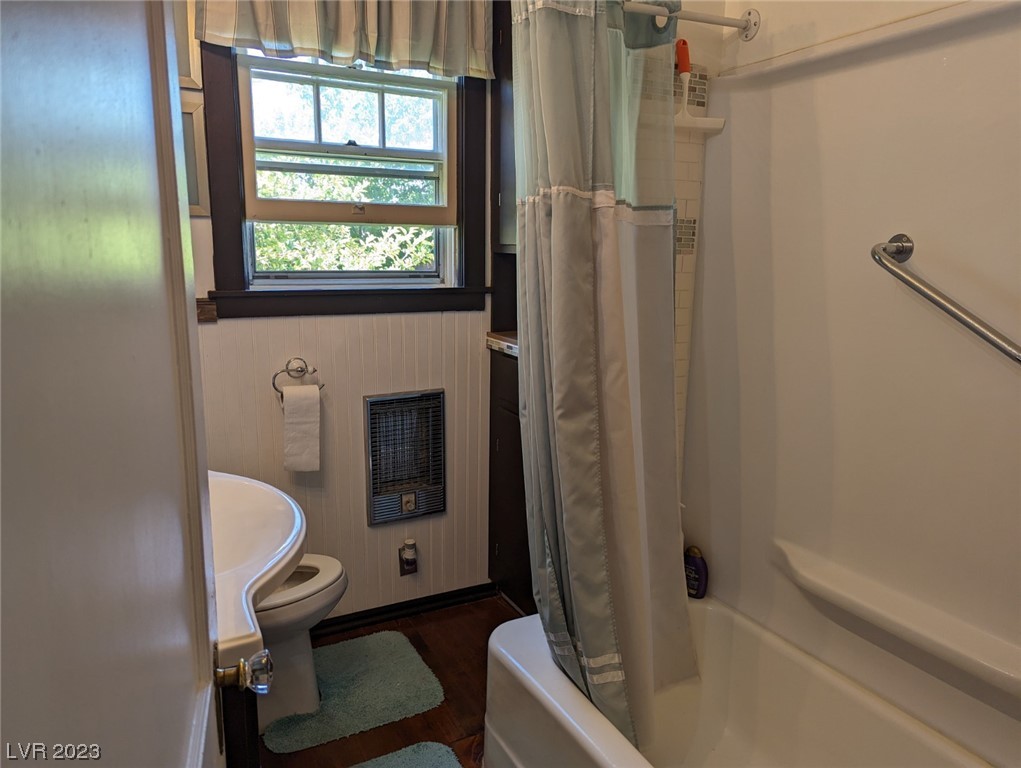 175 Comstock Road Pioche, NV 89043 - Photo 32 of 45 Full Bathroom