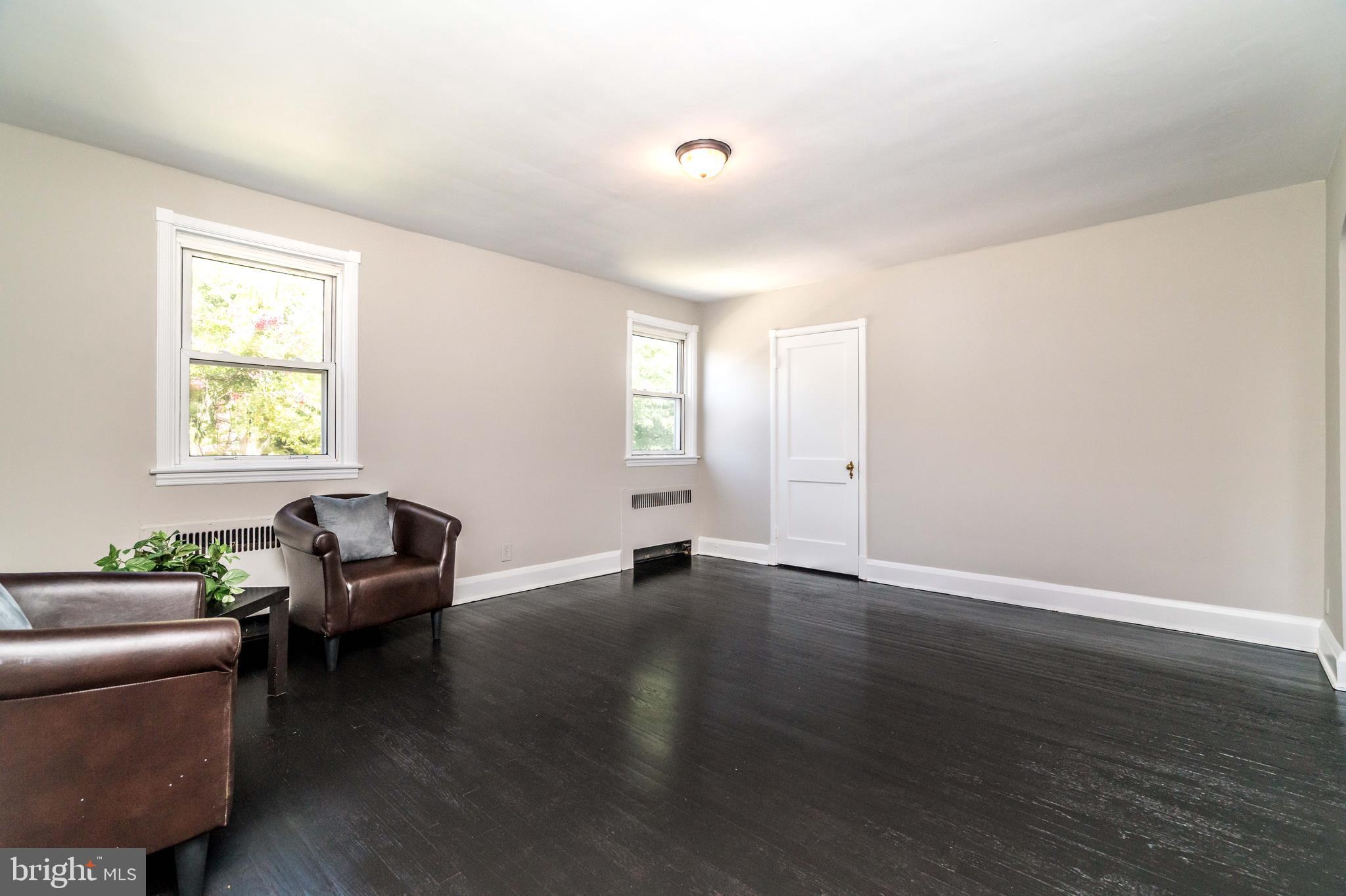 59 Murdock Road Baltimore, MD 21212 - Photo 22 of 35 Living Room- Unit B