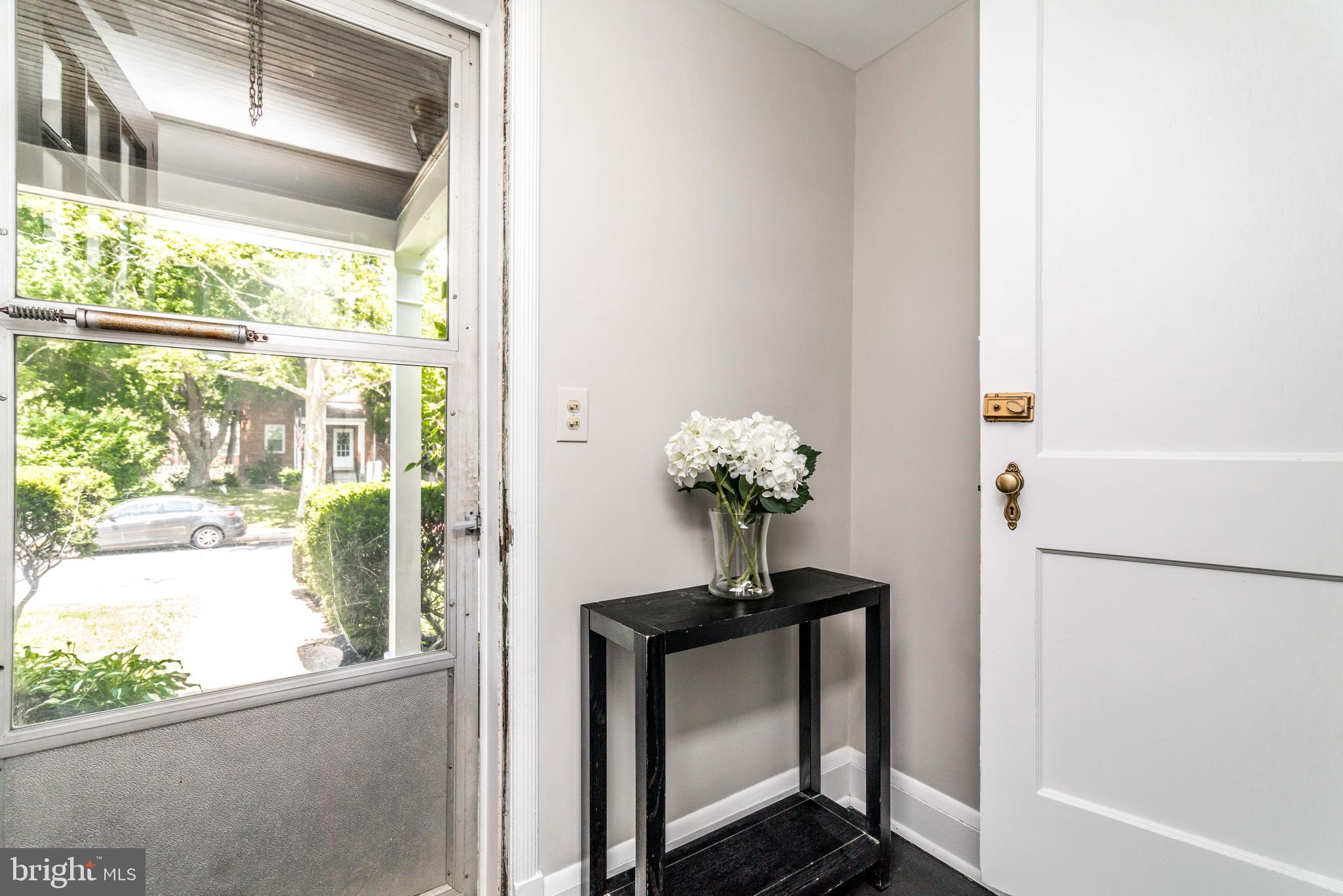 59 Murdock Road Baltimore, MD 21212 - Photo 5 of 35 Foyer