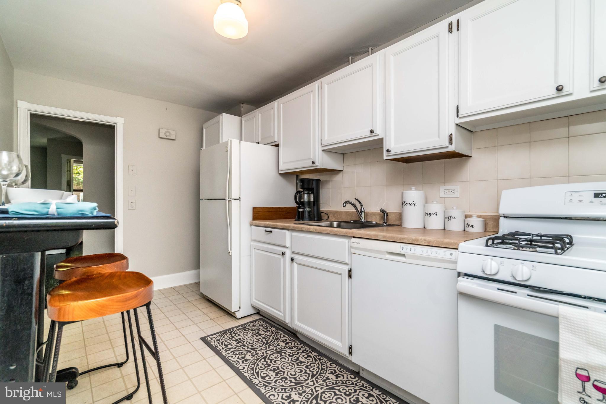 59 Murdock Road Baltimore, MD 21212 - Photo 10 of 35 Kitchen - Unit A