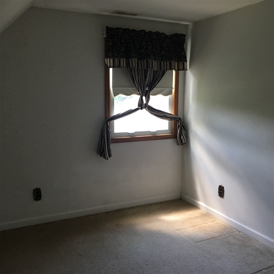 12448 North Meridian Road Rockford, IL 61102 - Photo 17 of 19 Gallery Image 17