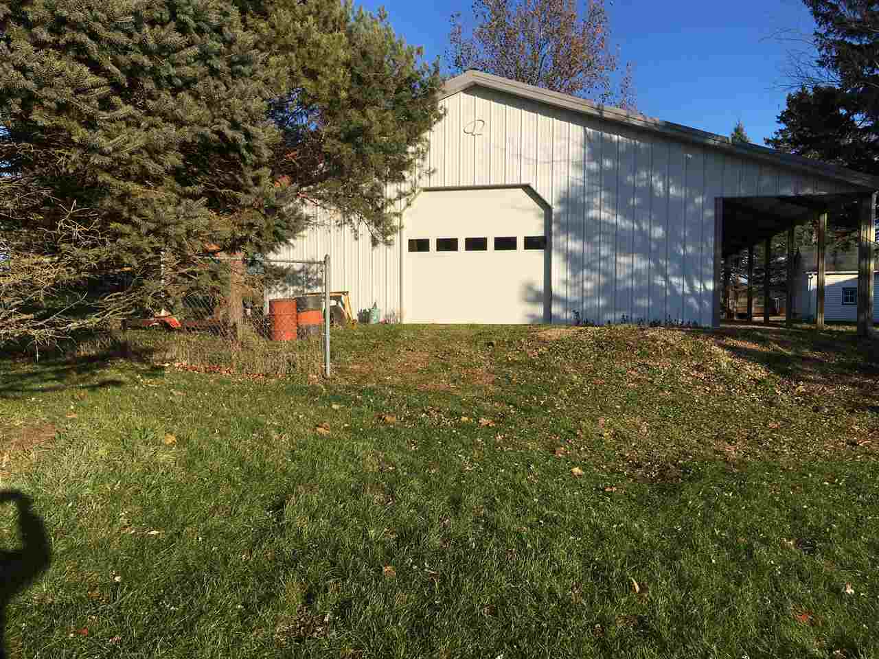 12448 North Meridian Road Rockford, IL 61102 - Photo 3 of 19 Gallery Image 3