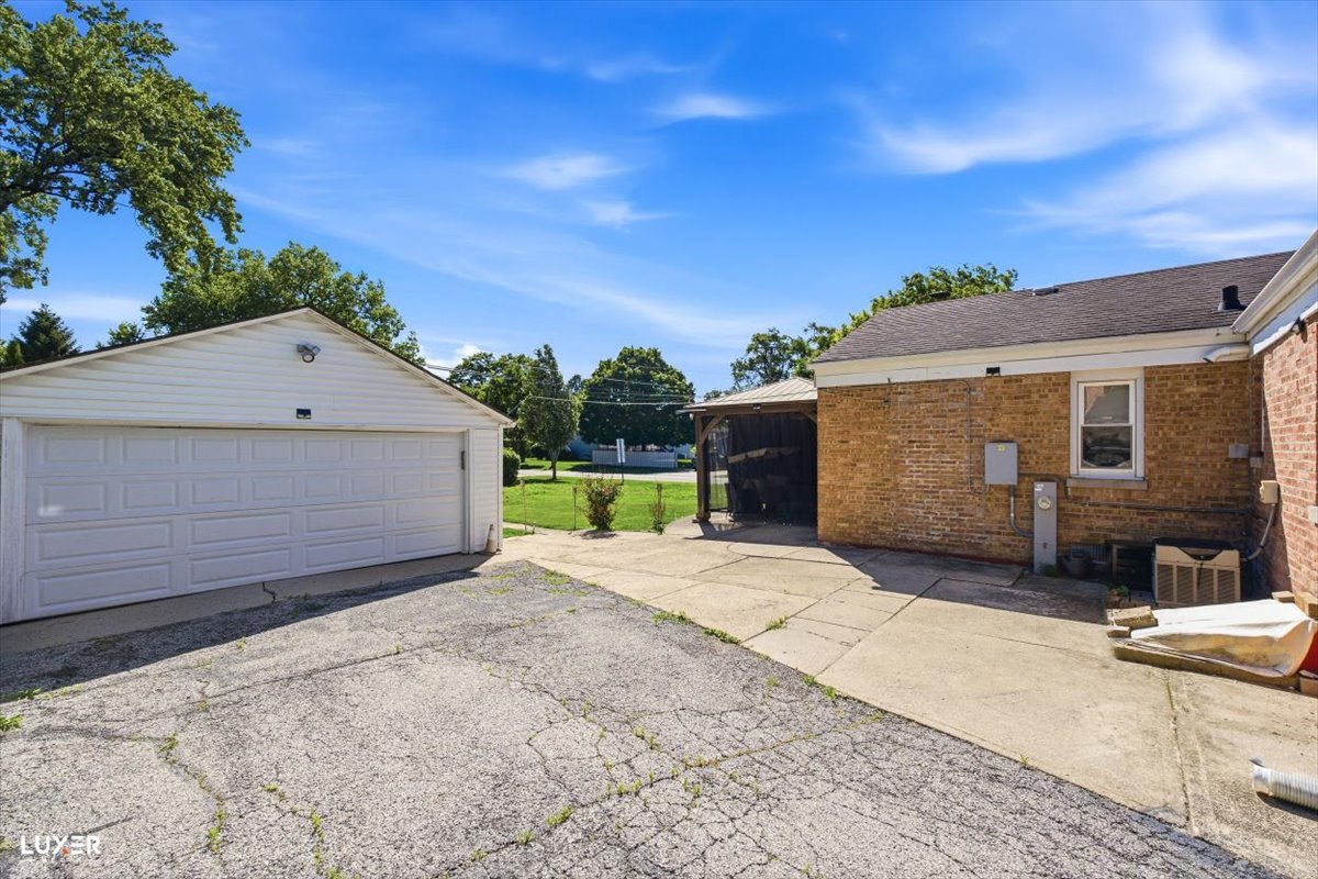 600 West Bob O Link Road Mount Prospect, IL 60056 - Photo 20 of 32