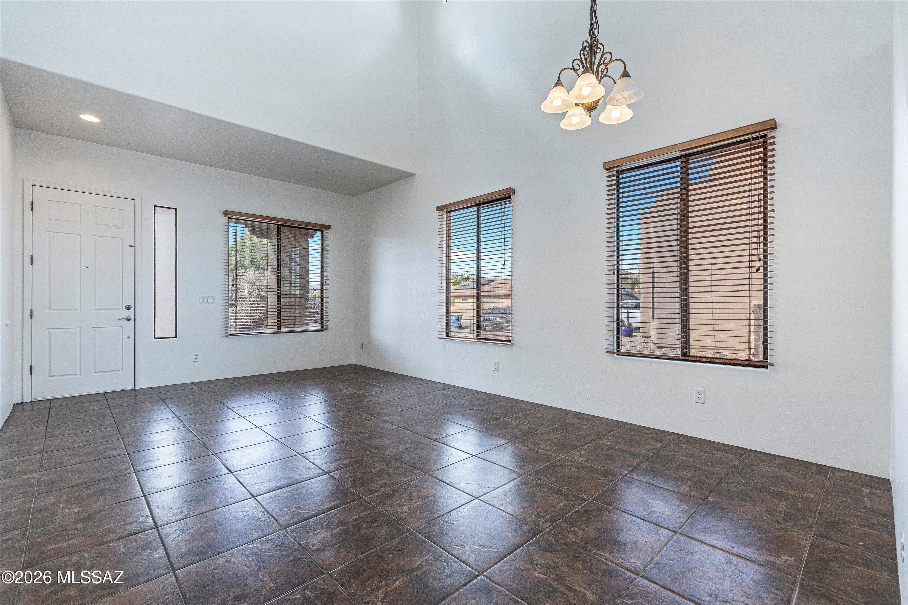 161 East Sycamore View Road Vail, AZ 85641 - Photo 6 of 30