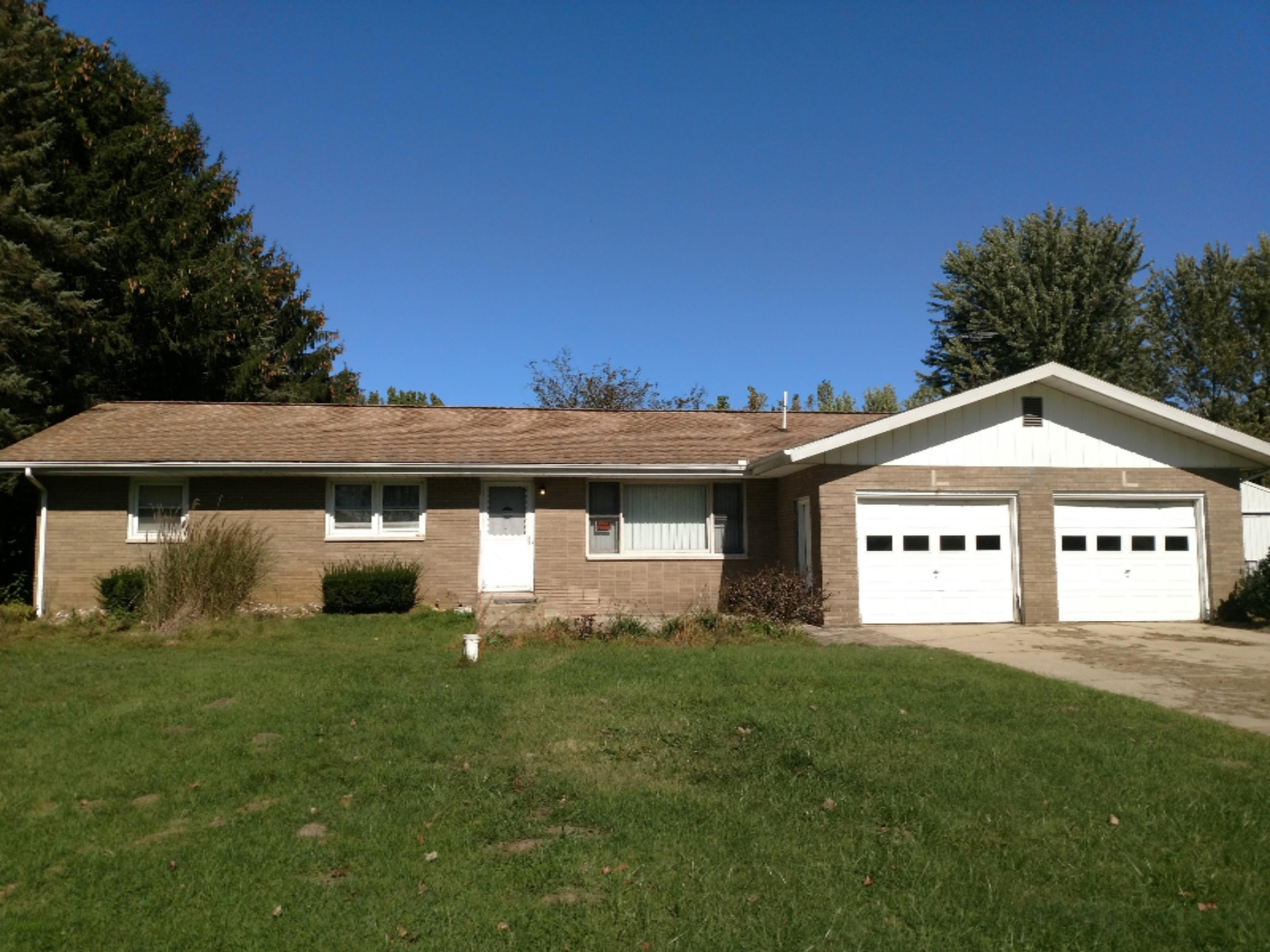 3179 Meadowbrook Road Benton Harbor, MI 49022 - Photo 1 of 13 IMG_20171009_130935178