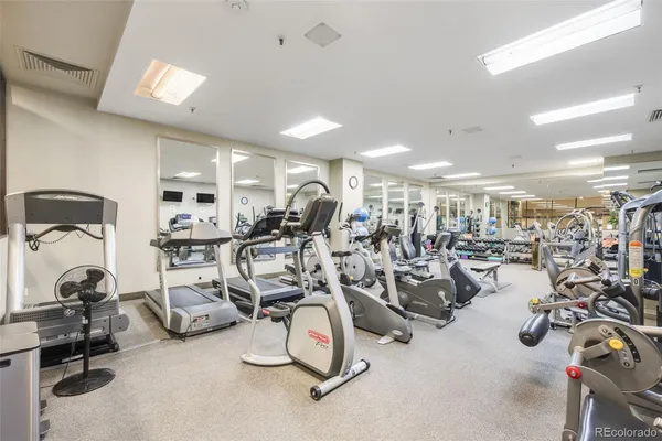 $3,500 | 1551 Larimer Street, Unit 2203, Denver, CO 80202