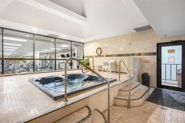 $3,500 | 1551 Larimer Street, Unit 2203, Denver, CO 80202