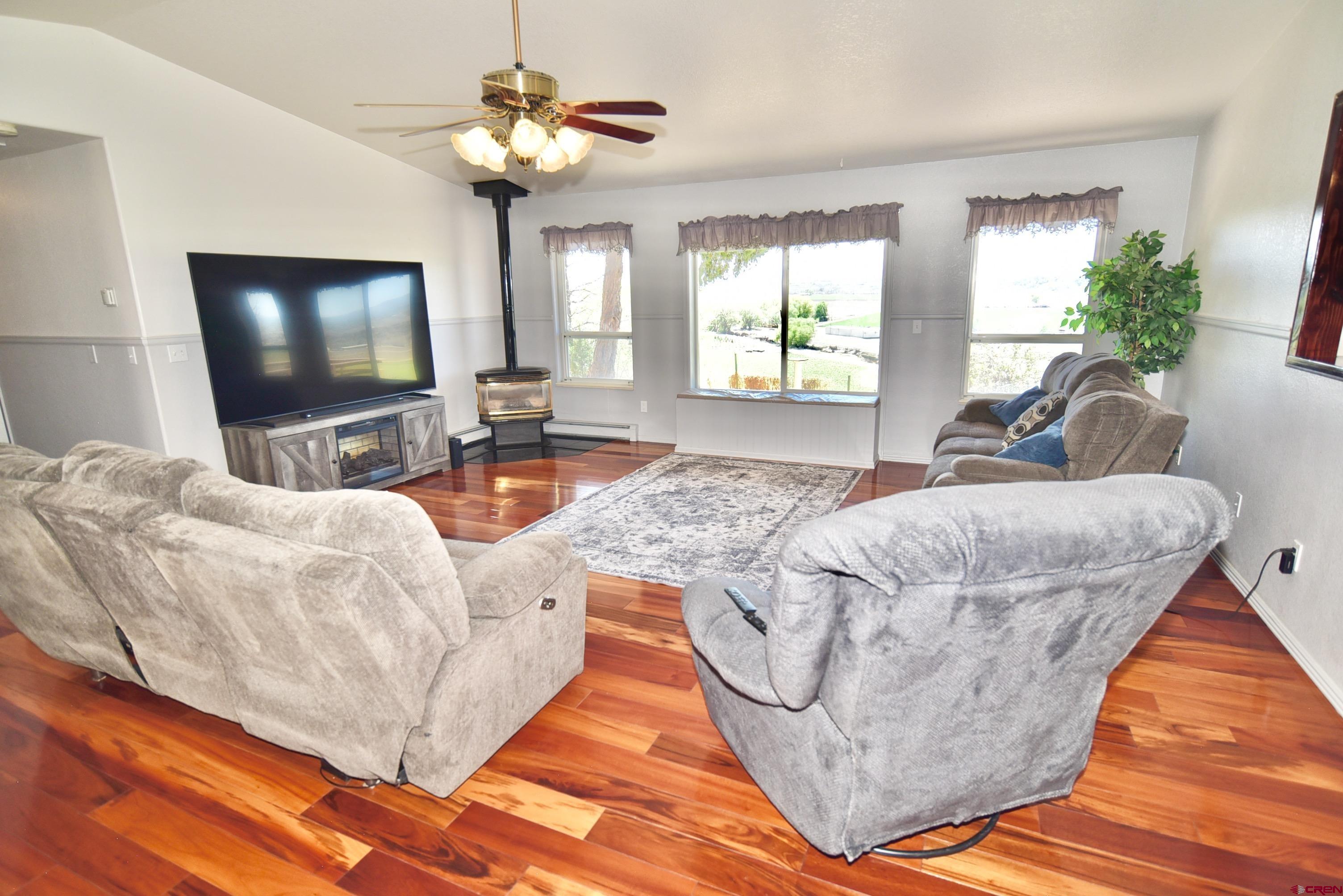 61460 Epitaph Road Montrose, CO 81403 - Photo 9 of 45