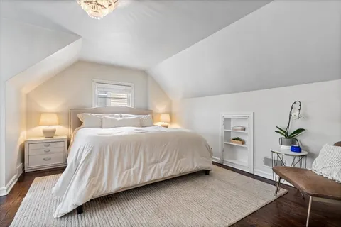 $699,500 | 1104 South Lincoln Avenue, Park Ridge, IL 60068