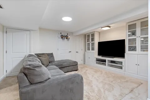 $699,500 | 1104 South Lincoln Avenue, Park Ridge, IL 60068