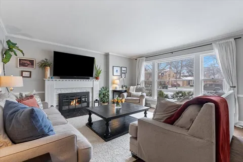 $699,500 | 1104 South Lincoln Avenue, Park Ridge, IL 60068