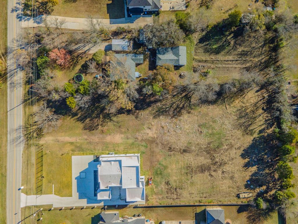 1124 West Pleasant Run Road DeSoto, TX 75115 - Photo 7 of 11 Gallery Image 7