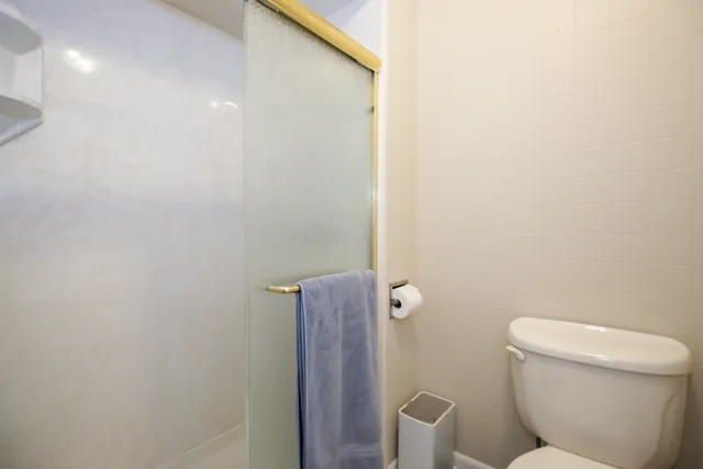 $210,000 | 107 65th Lake Drive, Unit 202, Westmont, IL 60559