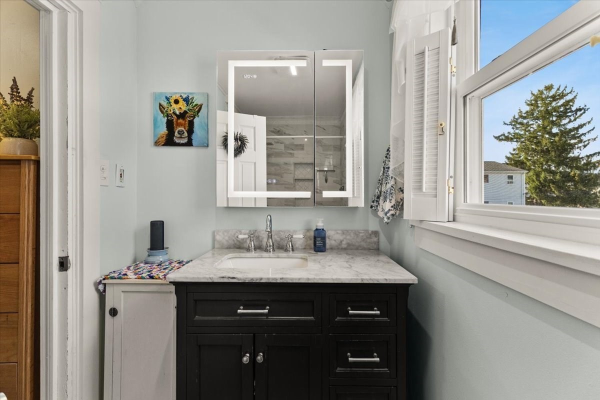 47 Bush Street Fall River, MA 02724 - Photo 9 of 45 Gallery Image 9