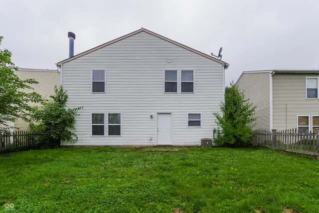 $1,795 | 1849 Southernwood Lane, Indianapolis, IN 46231