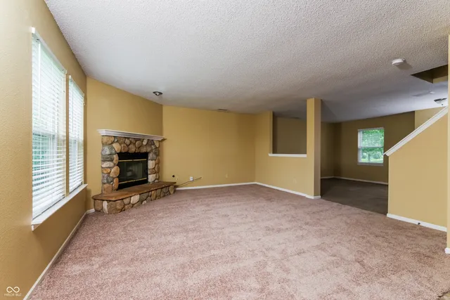 $1,795 | 1849 Southernwood Lane, Indianapolis, IN 46231