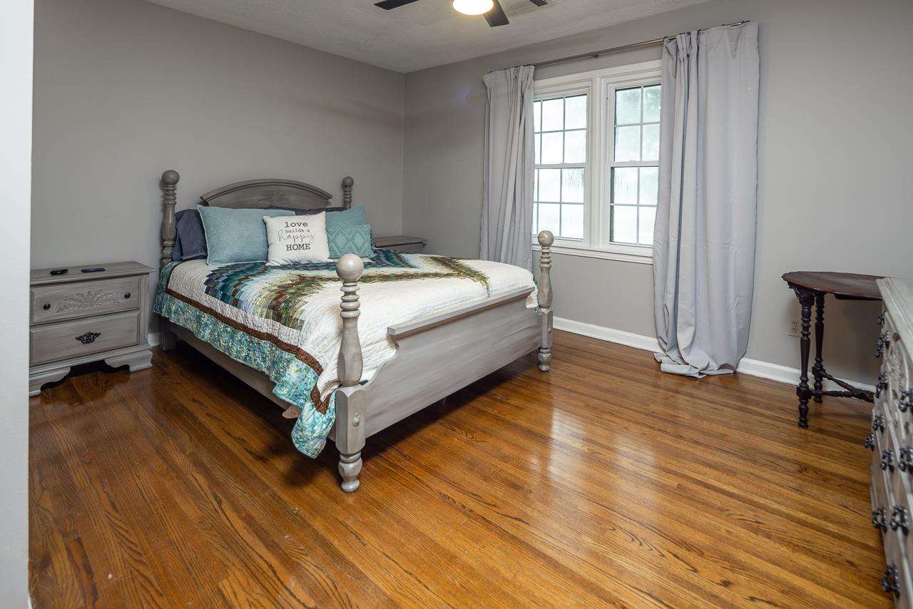 1950 Ridgeway Road Memphis, TN 38119 - Photo 17 of 25 Gallery Image 17