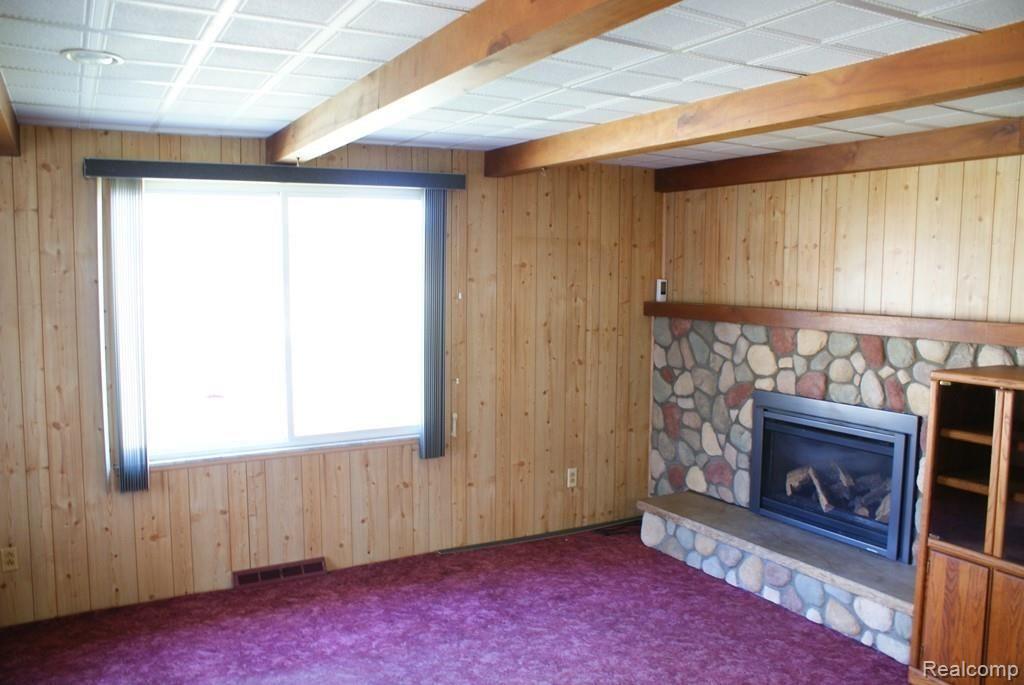 4200 Davison Road Lapeer, MI 48446 - Photo 32 of 60 DSC06830.jpg