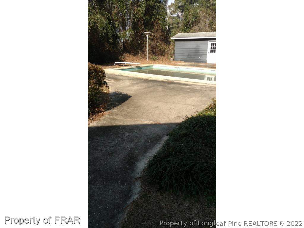 5412 Lakeview Road Hope Mills, NC 28348 - Photo 28 of 30 Gallery Image 28