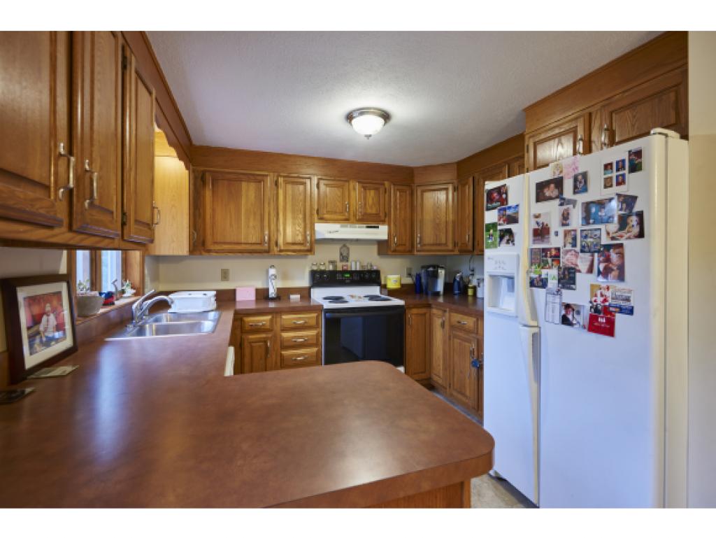 19 Fairfield Road Sandown, NH 03873 - Photo 12 of 20