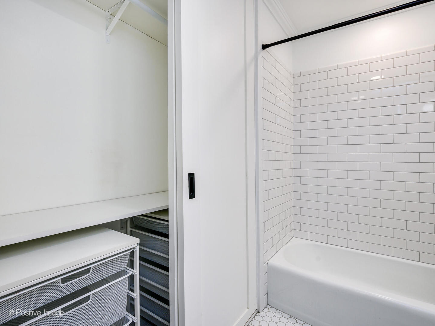 21 West Goethe Street, Unit 2D Chicago, IL 60610 - Photo 14 of 16