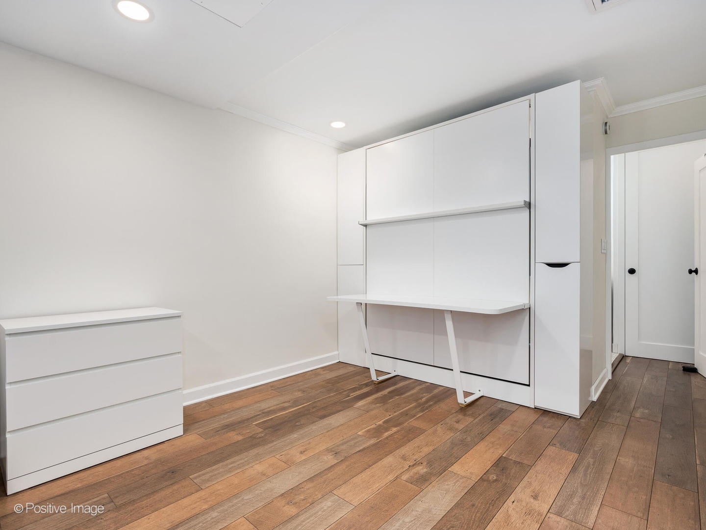 21 West Goethe Street, Unit 2D Chicago, IL 60610 - Photo 8 of 16