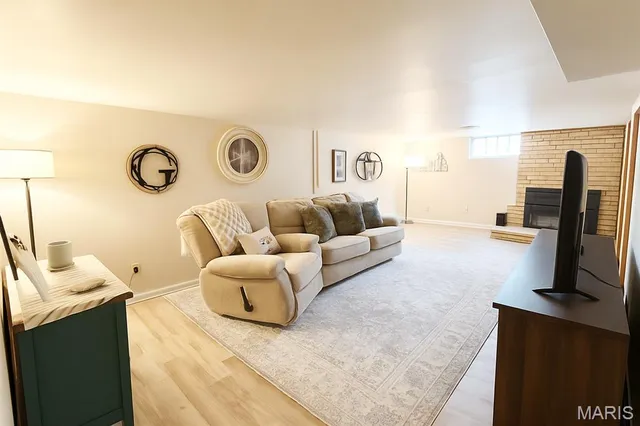 $149,999 | 315 North Maple Avenue, Roxana, IL 62084