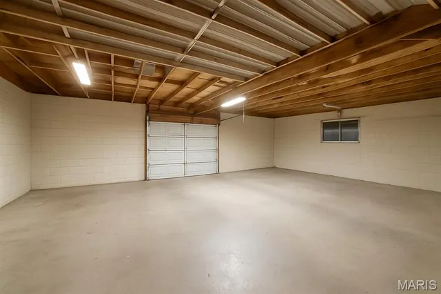 $149,999 | 315 North Maple Avenue, Roxana, IL 62084