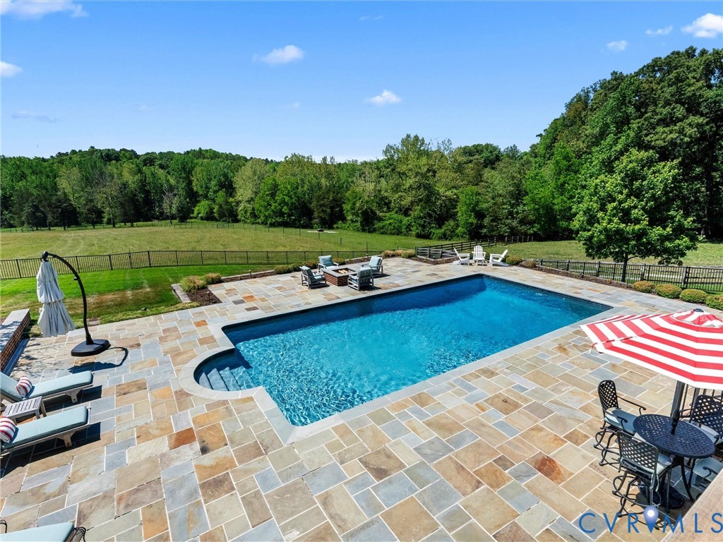 1887 Sheppard Town Road Crozier, VA 23039 - Photo 61 of 98 Gunite Chlorine Pool