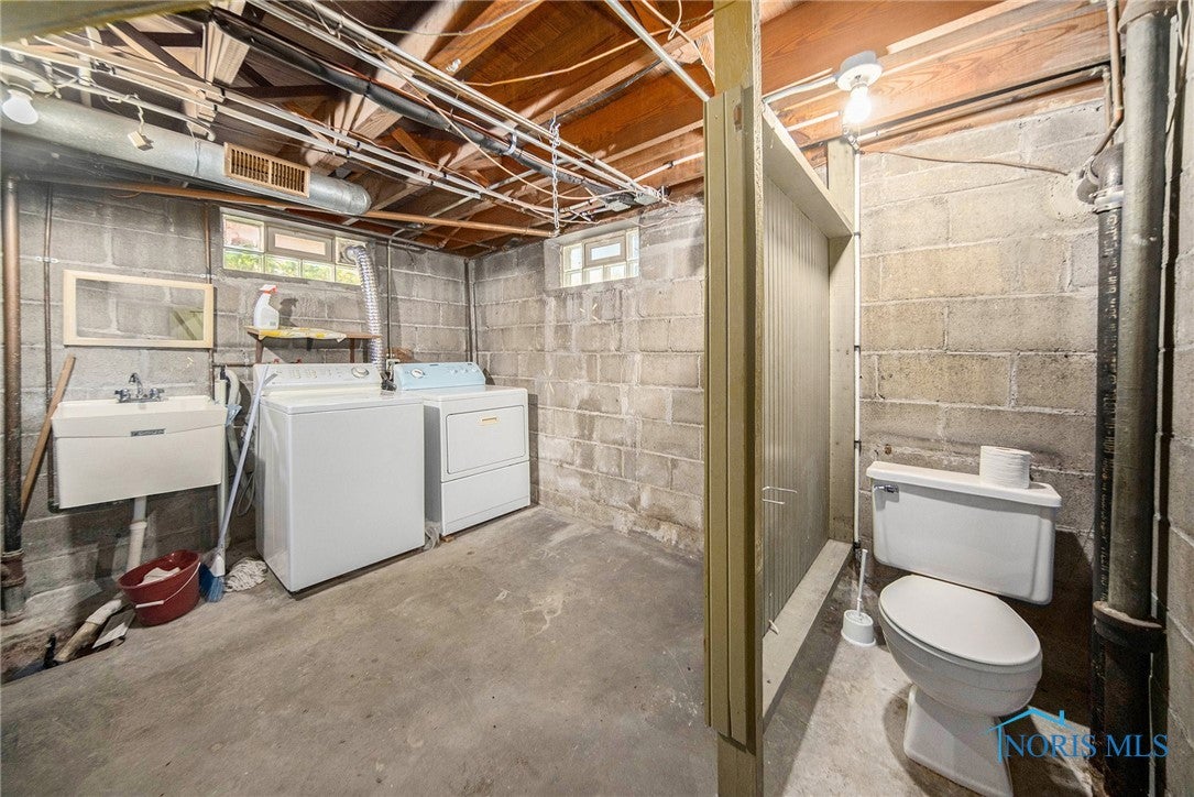 2512 Cheltenham Road Toledo, OH 43606 - Photo 21 of 26 Laundry????????????????????????????????