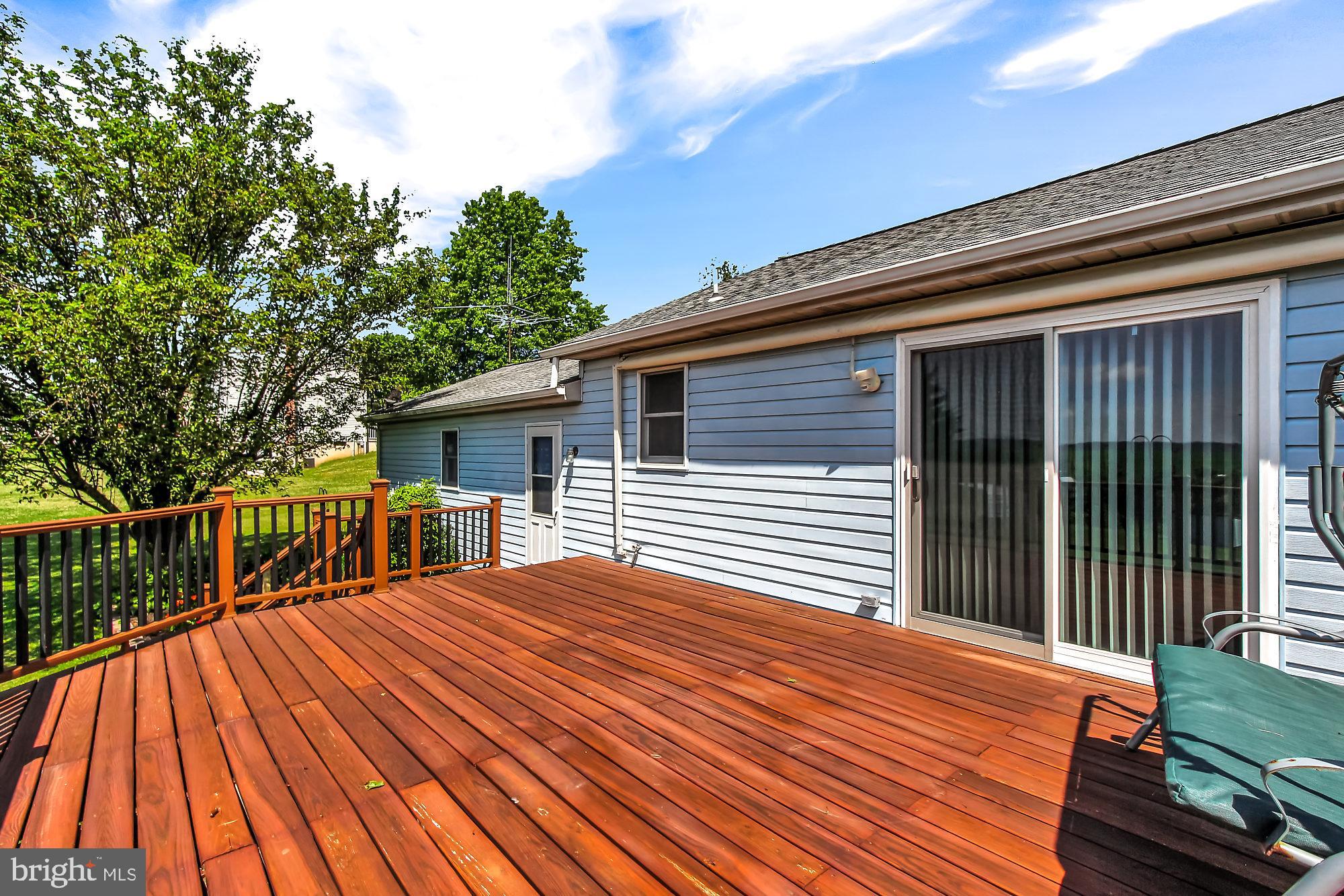 736 Old Commons Road Windsor, PA 17366 - Photo 22 of 28 Large deck