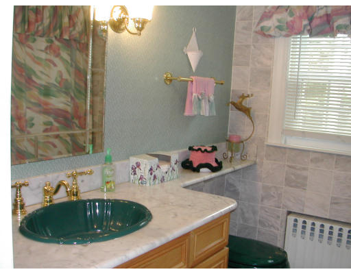 56 Rutland Street Watertown, MA 02472 - Photo 6 of 7 Gallery Image 6
