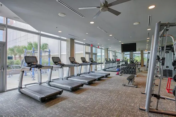 $5,000 | 2728 McKinnon Street, Unit 2106, Dallas, TX 75201