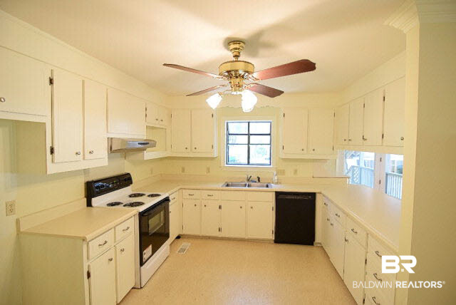410 College Avenue Daphne, AL 36526 - Photo 11 of 35 Kitchen