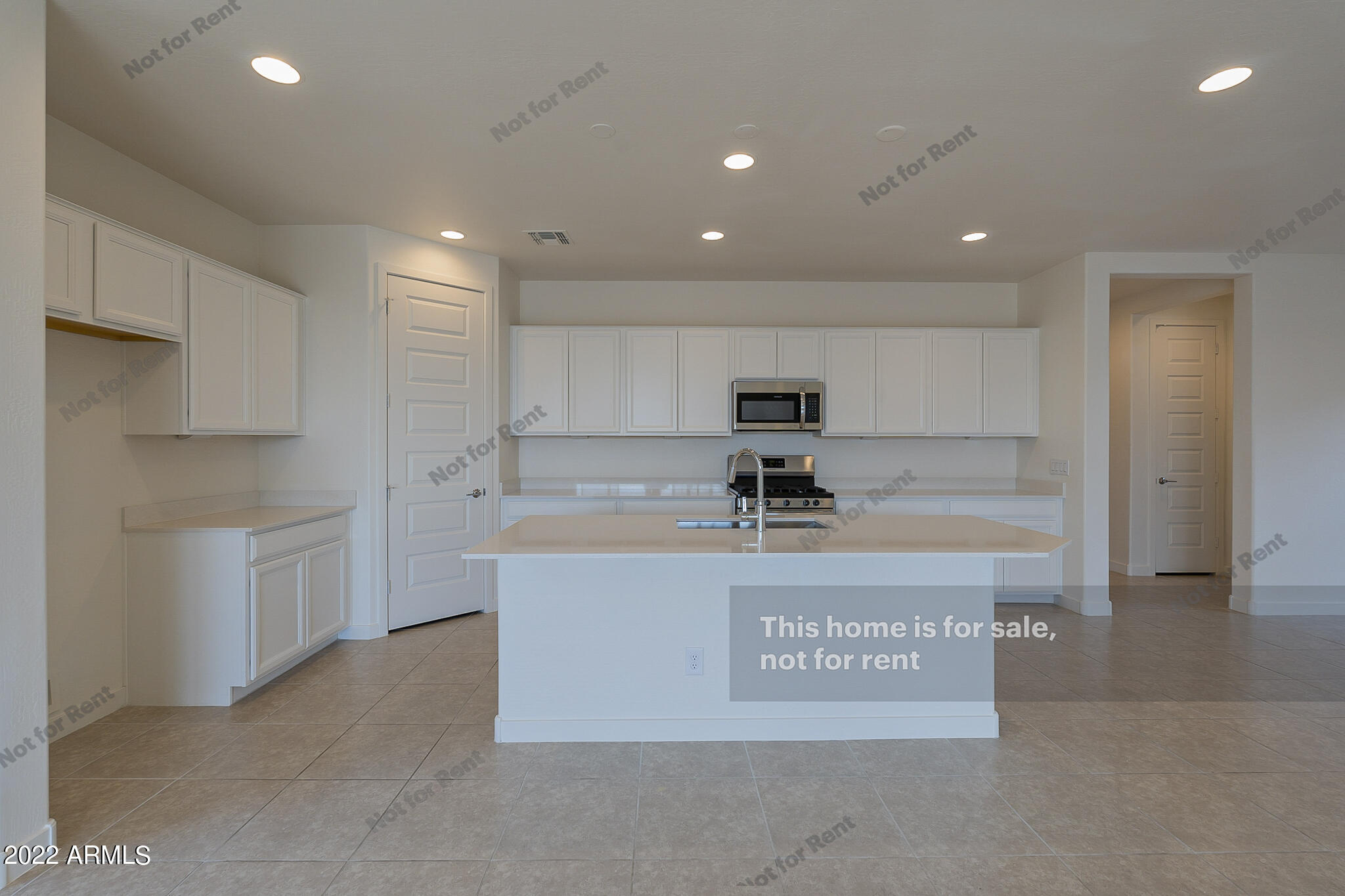 2698 South Reavis Falls Road Apache Junction, AZ 85119 - Photo 4 of 26 listing_3