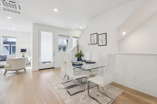 $999,000 | 5420 Central Parkway, Unit B, Dublin, CA 94568