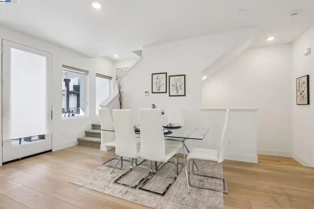 $999,000 | 5420 Central Parkway, Unit B, Dublin, CA 94568