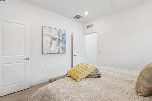 $999,000 | 5420 Central Parkway, Unit B, Dublin, CA 94568