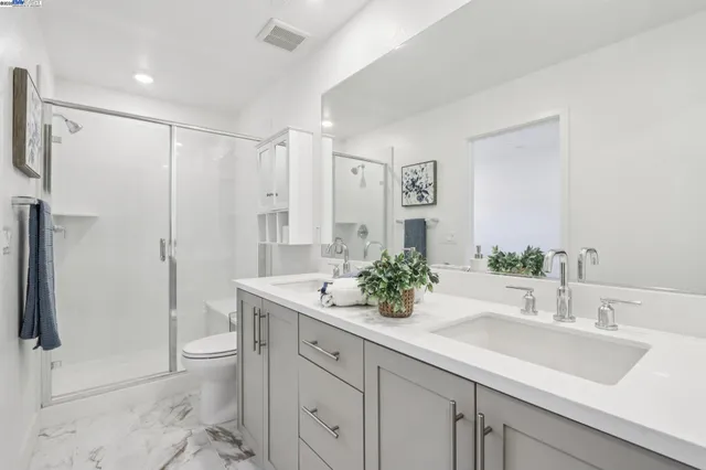 $999,000 | 5420 Central Parkway, Unit B, Dublin, CA 94568