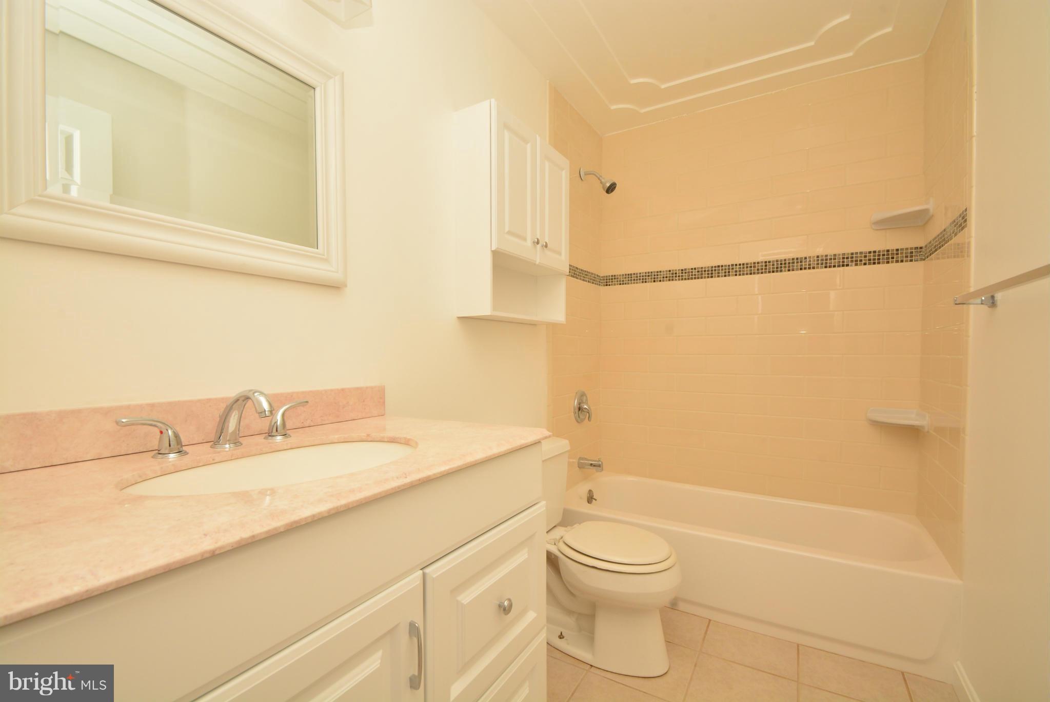 214 German Hill Road Dundalk, MD 21222 - Photo 20 of 22 Bath (Master)